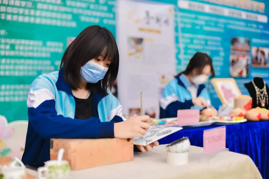 广州市轻工职业学校参加广州市劳动教育成果展