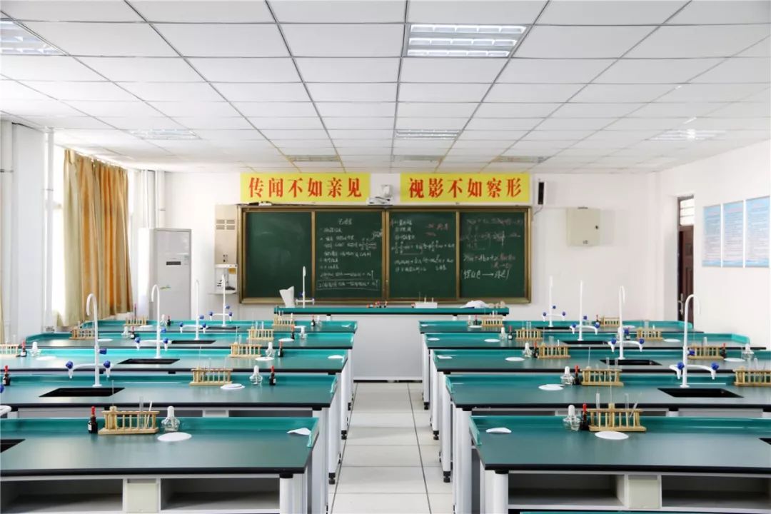 2022年西安培英育才职业高中招生简章